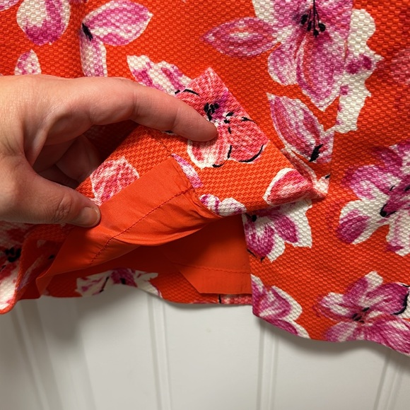 Ann Taylor LOFT Dress Floral Knee Length NWOT Size 8 - Picture 4 of 4